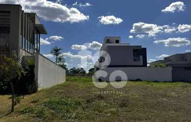 Imagem: O terreno possui 447m² de Área e está localizado em Nova