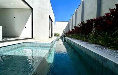 Imagem: A casa em condomínio à venda possui 3 Dormitórios, 4 Banheiros