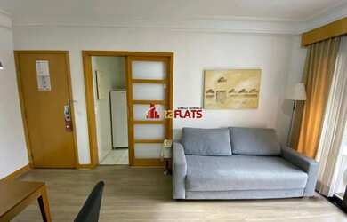 Imagem: O studio possui 1 Dormitório, 1 Banheiro, 1 Vaga na garagem