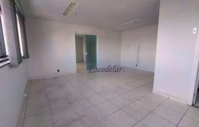 Imagem: O depósito possui 2 Vagas na garagem, 65m² de Área e está