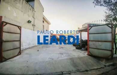 Imagem: O terreno possui 256m² de Área e está localizado em Vila