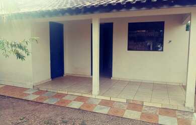 Imagem: A casa possui 2 Dormitórios e está localizado em Rolim de