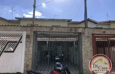 Imagem: A casa possui 2 Dormitórios, 2 Banheiros, 1 Vaga na garagem