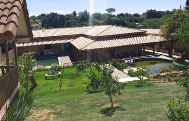 Imagem: A fazenda possui 445m² de Área e está localizado em Terras