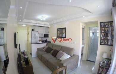 Imagem: O apartamento possui 2 Dormitórios, 1 Banheiro, 1 Vaga na garagem