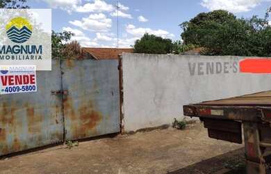 Imagem: O terreno possui 360m² de Área e está localizado em Parque