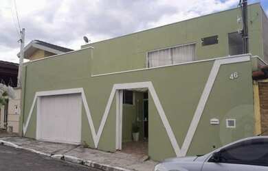 Imagem: O depósito possui 5 Vagas na garagem, 1.000m² de Área e