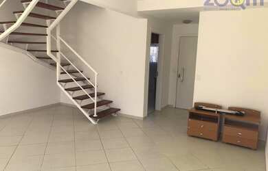 Imagem: A casa em condomínio possui 3 Dormitórios, 3 Banheiros, 2