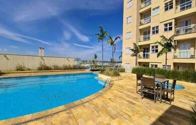 Imagem: O apartamento possui 2 Dormitórios, 1 Banheiro, 2 Vagas na