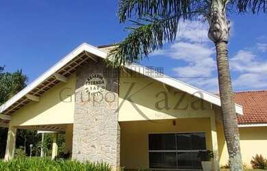 Imagem: O terreno possui 1.000m² de Área e está localizado em Jambeiro