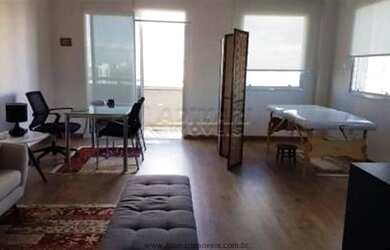 Imagem: O depósito possui 1 Vaga na garagem, 40m² de Área e está