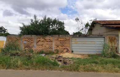 Imagem: O terreno possui 400m² de Área e está localizado em Jardim