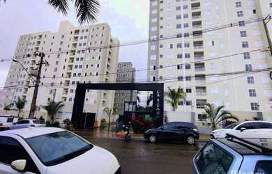 Imagem: O apartamento possui 2 Dormitórios, 1 Banheiro, 1 Vaga na garagem