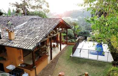 Imagem: O apartamento possui 3 Dormitórios, 3 Banheiros, 5 Vagas na