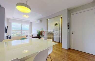 Imagem: O apartamento possui 3 Dormitórios, 2 Banheiros, 2 Vagas na