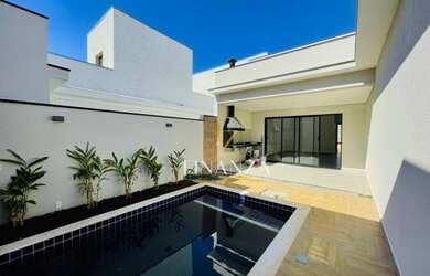 Imagem: A casa em condomínio possui 3 Dormitórios, 5 Banheiros, 4