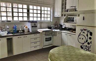 Imagem 6: Casa com 4 dormitórios à venda, 200 m² por R$ 850.000,00 - Arujázinho...