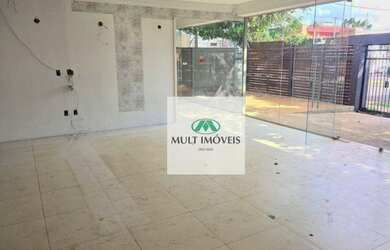 Imagem: O depósito possui 5 Vagas na garagem, 473m² de Área e está