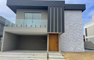 Imagem: A casa em condomínio possui 4 Dormitórios, 5 Banheiros, 4