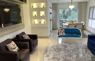 Imagem: A casa em condomínio possui 4 Dormitórios, 5 Banheiros, 4