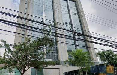 Imagem: O depósito possui 5 Vagas na garagem, 546m² de Área e está