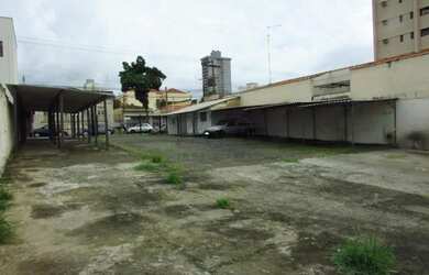 Imagem: O terreno possui 500m² de Área e está localizado em Centro