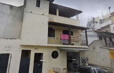 Imagem 1: Sobrado em cabo frio