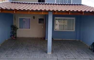 Imagem: A casa em condomínio possui 3 Dormitórios, 2 Banheiros, 3