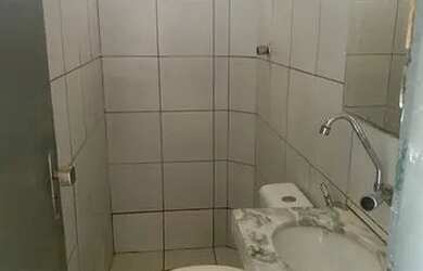 Imagem: O apartamento possui 2 Dormitórios, 1 Banheiro e está localizado