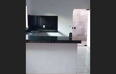 Imagem: A casa possui 2 Dormitórios, 1 Banheiro e está localizado