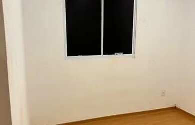 Imagem: O apartamento possui 2 Dormitórios, 1 Banheiro e 2 Vagas na