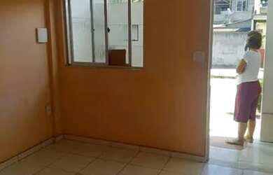 Imagem: A casa possui 1 Dormitório, 1 Banheiro, 30m² de Área e está