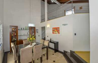 Imagem 3: Vendas Casa Curitiba PR. Piscina, Ar-condicionado, Lareirae4 Vagas na...