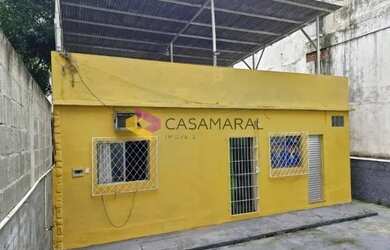 Imagem: A casa possui 3 Dormitórios, 2 Banheiros, 120m² de Área e