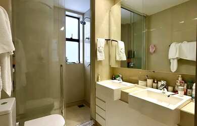 Imagem 11: Alto Luxo e conforto. Piscina, Ar-condicionado, Guarda roupae156m² de...