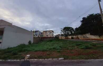 Imagem: O terreno possui 527m² de Área e está localizado em Grande