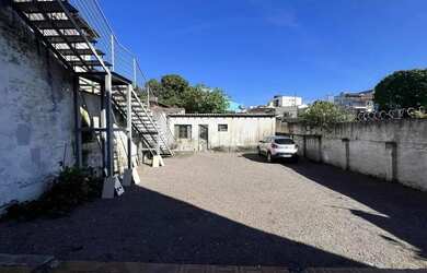 Imagem 16: Vende-se sobrado com 4 kit nets e 3 apartamentos próximo a unifra