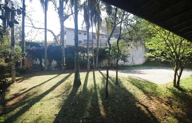 Imagem: O terreno possui 380m² de Área e está localizado em Fazenda