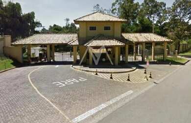 Imagem: A casa em condomínio possui 3 Dormitórios, 3 Banheiros, 3