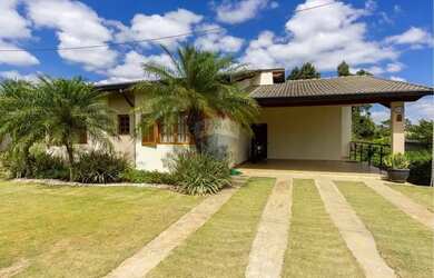 Imagem: A casa em condomínio possui 3 Dormitórios, 5 Banheiros, 4