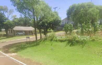 Imagem 3: Terreno grande de esquina