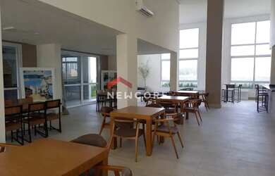 Imagem: O apartamento possui 2 Dormitórios, 2 Banheiros, 2 Vagas na