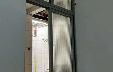 Imagem: O quarto possui Imóvel mobiliado e está localizado em Centro