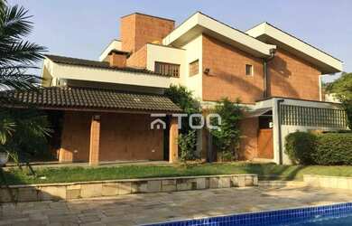 Imagem: A casa em condomínio possui 3 Dormitórios, 4 Banheiros, 4