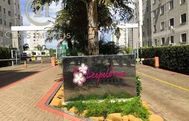 Imagem: O apartamento possui 1 Dormitório, 1 Banheiro, 1 Vaga na garagem