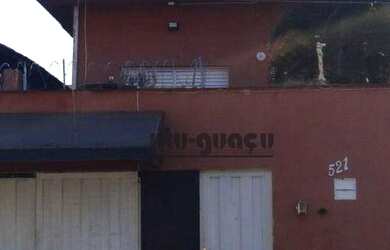 Imagem: A casa possui 2 Dormitórios, 1 Banheiro, 1 Vaga na garagem