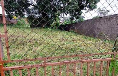 Imagem: O terreno possui 560m² de Área e está localizado em Loteamento