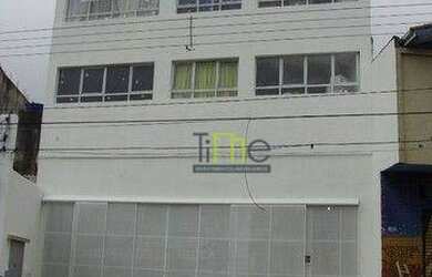 Imagem: O depósito possui 4 Vagas na garagem e 257m² de Área e está