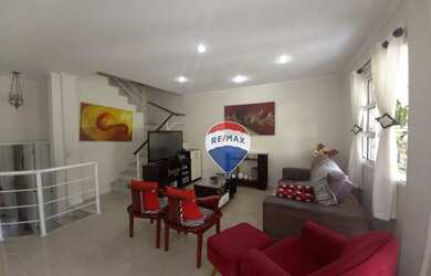 Imagem: A casa em condomínio possui 4 Dormitórios, 4 Banheiros, 2