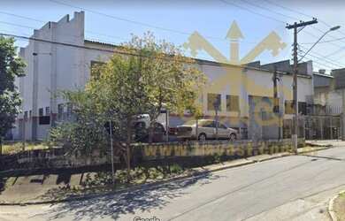 Imagem: O depósito possui 5 Vagas na garagem, 750m² de Área e está